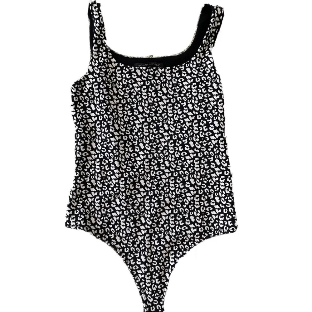 Cheetah print Banana Republic bodysuit